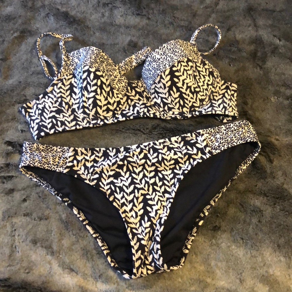 Madewell black and white bikini set
